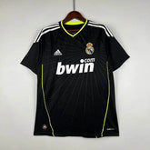 Real Madrid 10/11 Away Football kit - Footyb